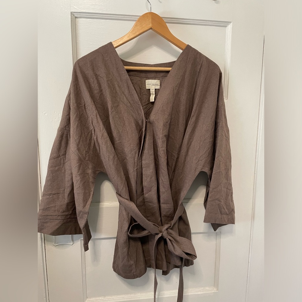 Raw silk top with belt